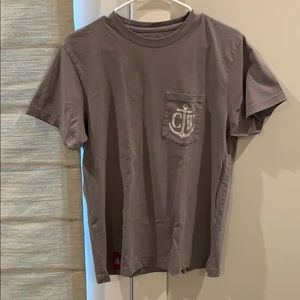 Gray pocket t-shirt